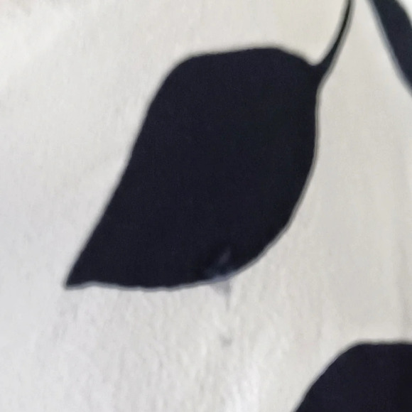 Talbots Leaf Print Wrap Top   Petite - Picture 8 of 8